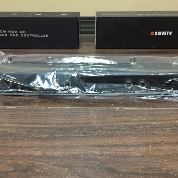 Xsonic AIRSTEP Smart Multi Controller Bluetooth Wireless Footswitch - Picture 9 of 16